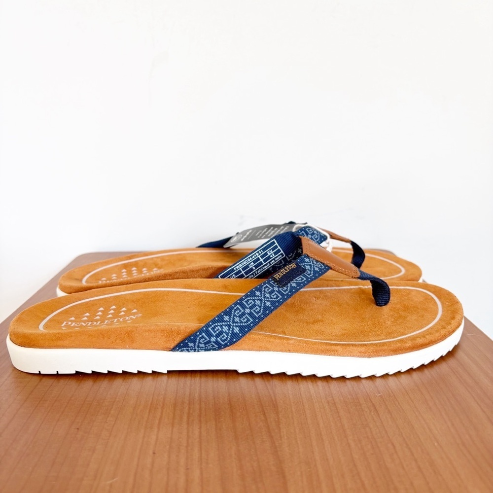 NWT Pendleton Americana Preppy Heritage Women's Sandals Flip Flops Size 11 - Picture 2 of 8